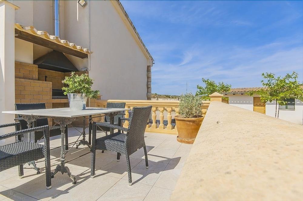 Holiday home Es Rasquell
